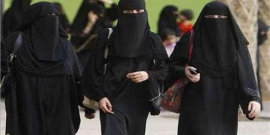 بين العادة والعبادة، الإفتاء تحسم الجدل بشأن حكم لبس المرأة للنقاب - المدينة برس