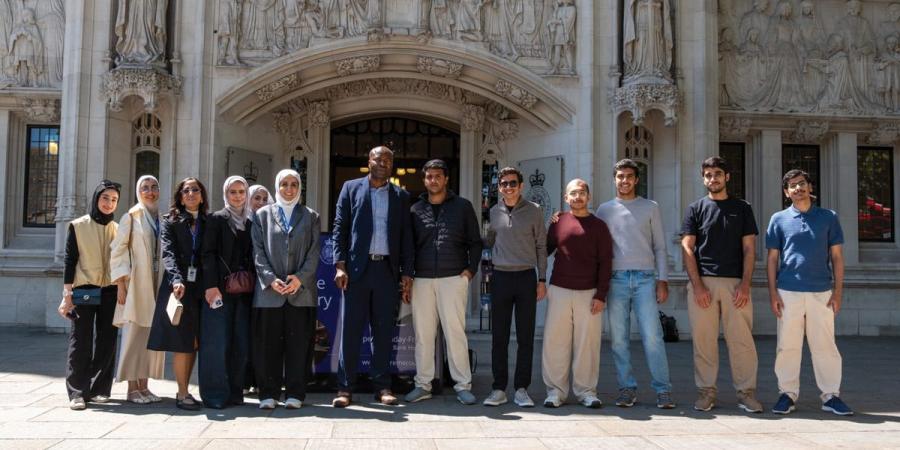 «القانون الكويتية» تختتم برنامج لندن الصيفي... تجربة علمية تجمع بين الدراسة والتطبيق العملي - بوابة المدينة برس