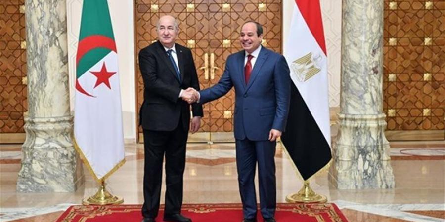 أبرزها رسائل التضامن في مواجهة حرائق الجزائر، تطور العلاقات المصرية الجزائرية بقيادة السيسي وتبون - المدينة برس