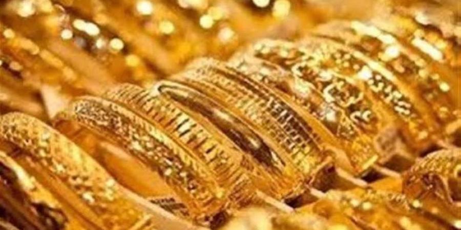 أخبار الاقتصاد اليوم: ارتفاع جديد في أسعار الذهب والدولار يتراجع.. موعد صرف مرتبات أغسطس للعاملين بالدولة.. وحوافز استثمارية جديدة للمصريين بالخارج - المدينة برس