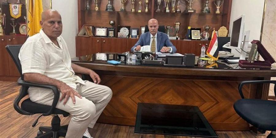 خالد القماش يختتم مهمته مع الإسماعيلي وينضم إلى اللجنة الفنية بالنادي - المدينة برس