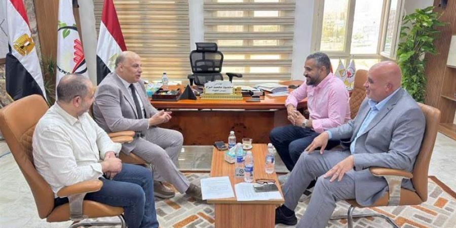 مسؤولو "المجتمعات العمرانية" يتابعون انتظام منظومة الشئون المالية بـ"العبور الجديدة" - المدينة برس