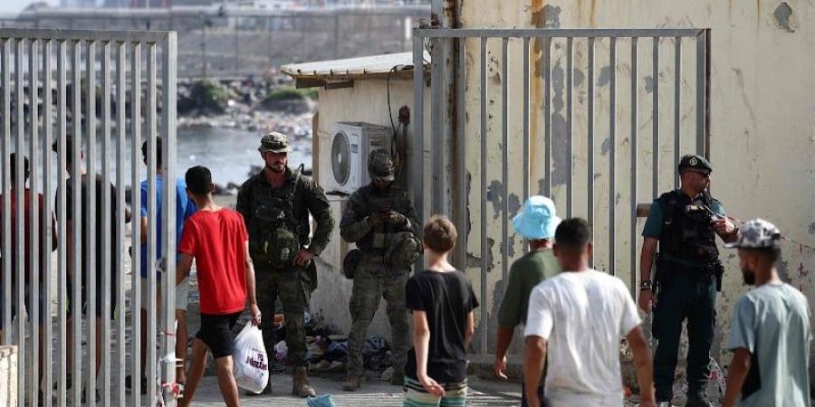 قاضٍ يطالب بتشديد الحواجز بسبتة - بوابة المدينة برس