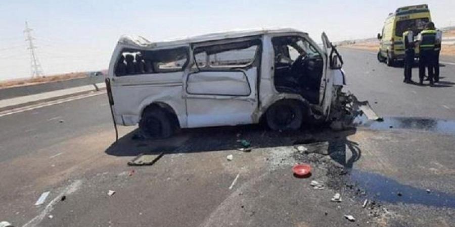 أسماء مصابي حادث انقلاب ميكروباص بالصحراوي الغربي أمام مدخل قرية 8 في المنيا - المدينة برس