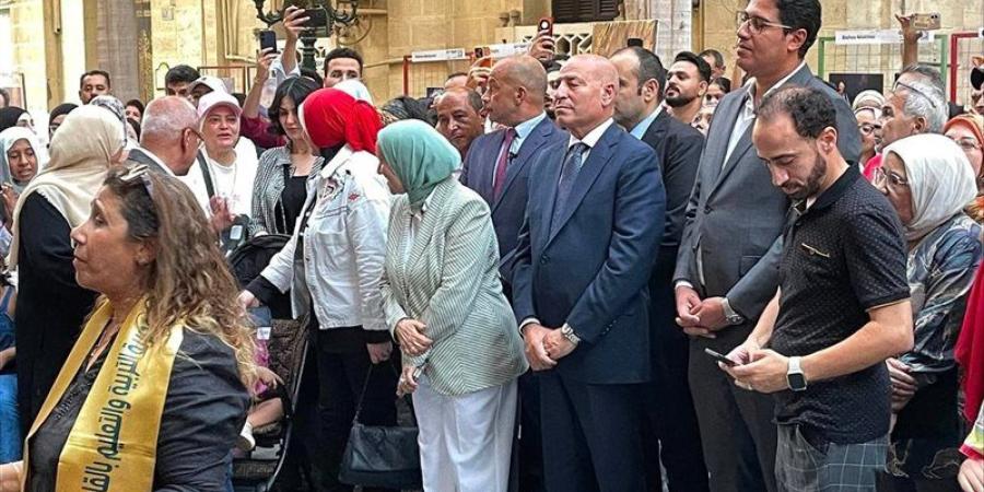 لأول مرة، كورال تعليم القاهرة يشارك بفعاليات شارع الفن (فيديو وصور) - المدينة برس