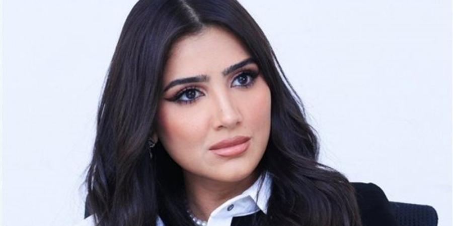 بعد عودتها من اليونان، مي عمر تستعد لمسلسلها الجديد "جميلة جبران" - المدينة برس
