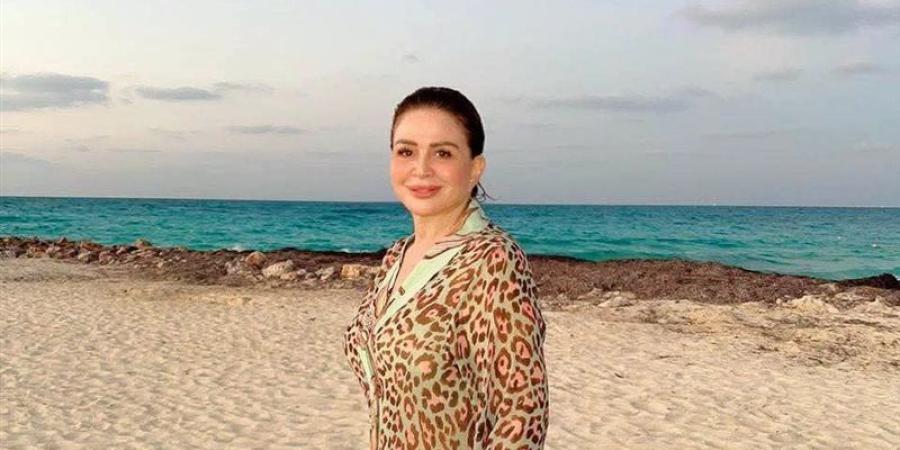إلهام شاهين لـ"فيتو" عن حفل شيرين بالساحل: سعيدة بعودتها للمسرح والجمهور كان في حالة فرحة - المدينة برس