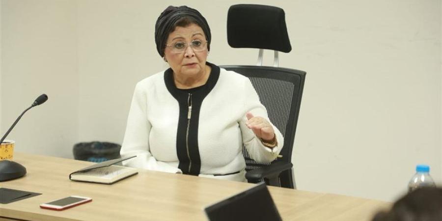 نائب وزير الصحة تبحث مع الوكالة الفرنسية للتنمية تطوير جودة خدمات الرعاية الصحية الأولية - المدينة برس