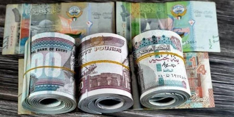 الدينار الكويتي يتراجع 2 جنيه في البنوك المصرية - المدينة برس