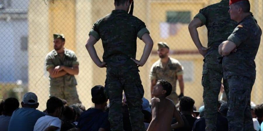 "قاصرو سبتة" يربكون حكومة مدريد - بوابة المدينة برس