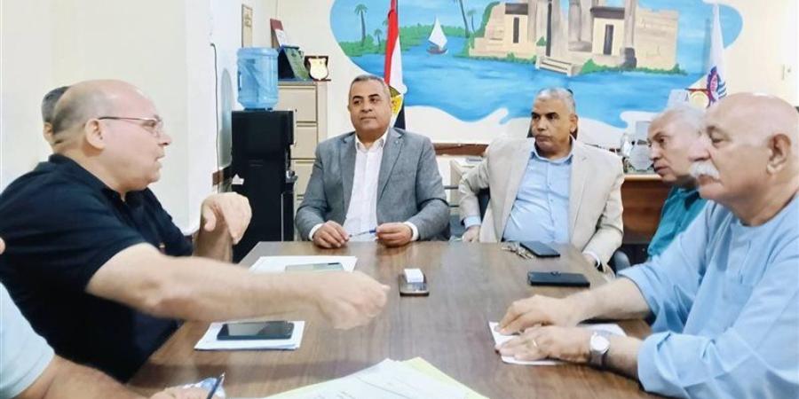 تعليم قنا يشدد على انتظام العملية التعليمية منذ اليوم الأول للدراسة - المدينة برس