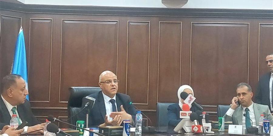 محافظ الإسكندرية: الصحافة الخط الأول لأي مسؤول وأزمة الثغر في محدودية الامتداد - المدينة برس