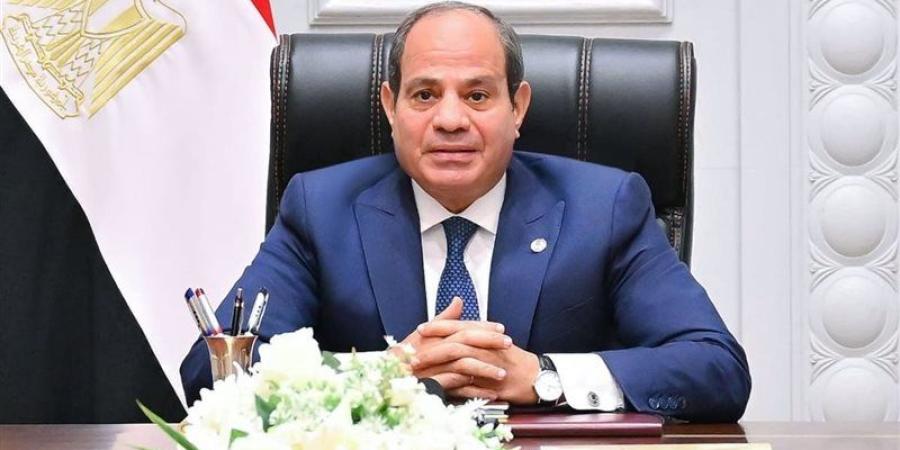 السيسي يتابع مُستجدات تنفيذ الاستراتيجية الوطنية للتوسع في مشروعات الطاقة الجديدة.. يوجه بدعم توطين الصناعات لتعزيز أمن الطاقة والتحول الأخضر.. وتنمية التصنيع المحلي في صناعات الرمال السوداء - المدينة برس