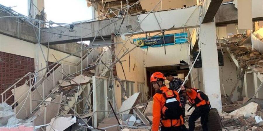 ارتفاع حصيلة ضحايا زلزال إندونيسيا إلى 47 شخصا وتضرر مئات المنازل والمدراس - المدينة برس