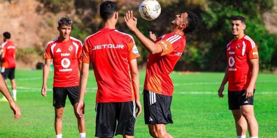 الأهلي يستأنف تدريباته اليوم استعدادا لودية برشلونة - المدينة برس