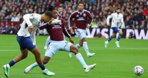 أستون فيلا يحقق الفوز على مان سيتي 2 - 1 في الدوري الإنجليزي الممتاز