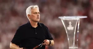 كلاسيكو برشلونة والريال: مورينيو لن يخصص لاعباً لمراقبة لامين يامال